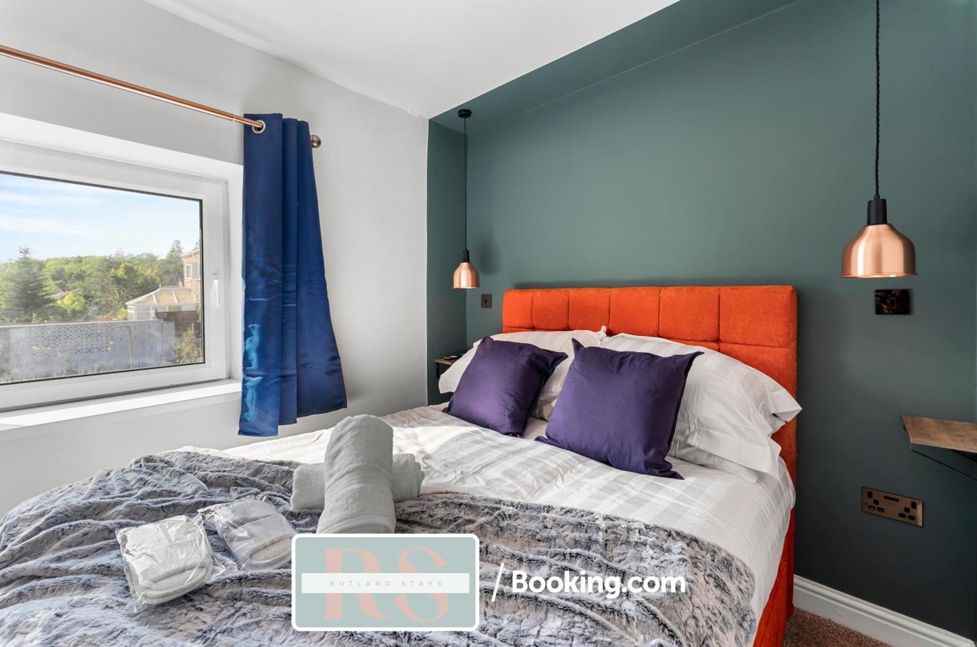Contractors Accommodation South Wales By Rutland Stays Short Lets & Serviced Accommodation Pentre Treorky Bagian luar foto